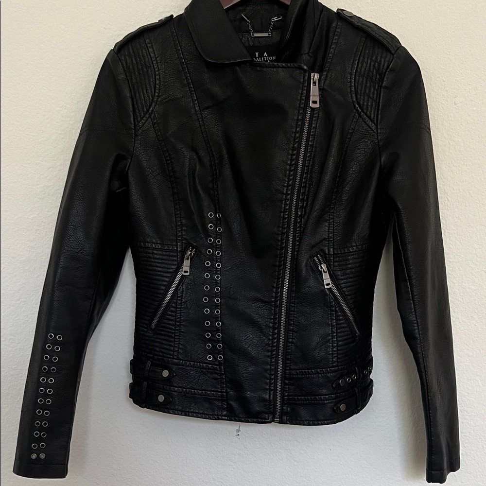 Vegan Club × LA Coalition Black Asymmetrical Vegan Leather Moto Jacket – Size S